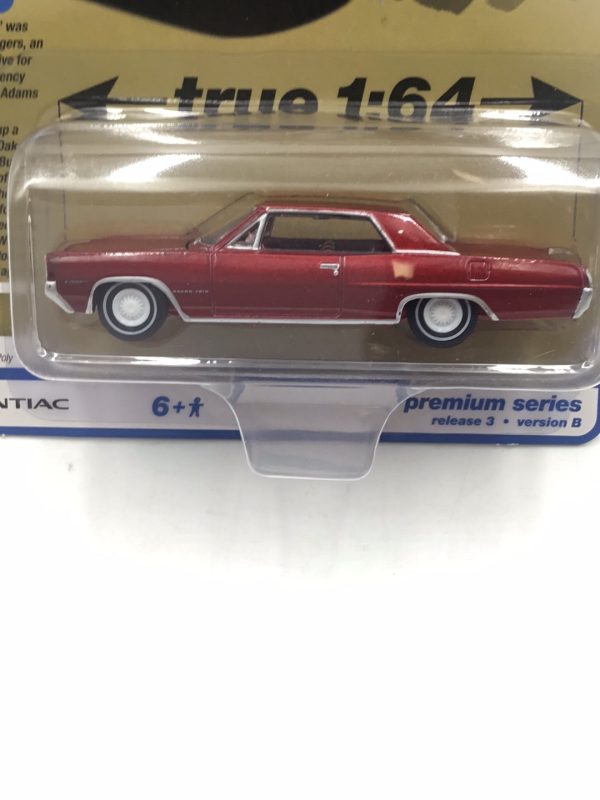 Auto world vintage muscle 1964 Pontiac Grand Prix Royal Bobcat version B Ultra Red Chase Supply