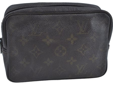 Auth Louis Vuitton Monogram Trousse Toilette 18 Clutch Hand Bag Old Model K8703 Online Sale