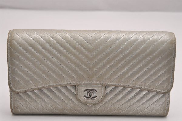 Authentic CHANEL Lamb Skin V Stitch CC Logo Long Wallet Purse Silver 4086J Discount